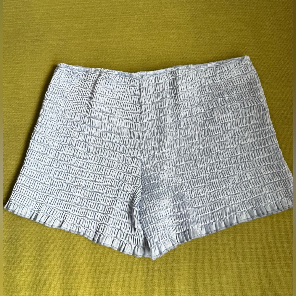 NWT lioness hot shorts